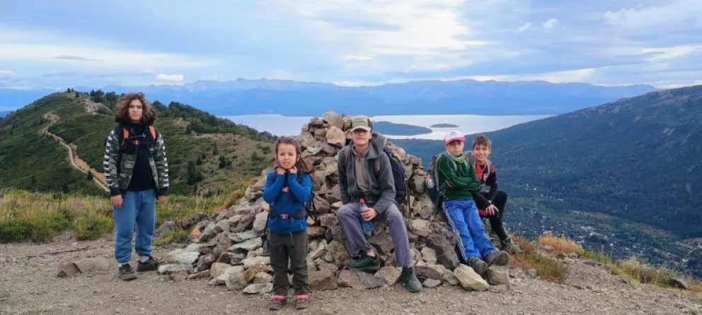 Para encontrarse con amigos y aprender a disfrutar del entorno de manera responsable. Foto CAB. 