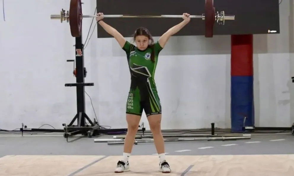 Luna Lupiañez marcó un nuevo registro nacional en Sub 17. Fotos Tania Domenicucci / ANRoca