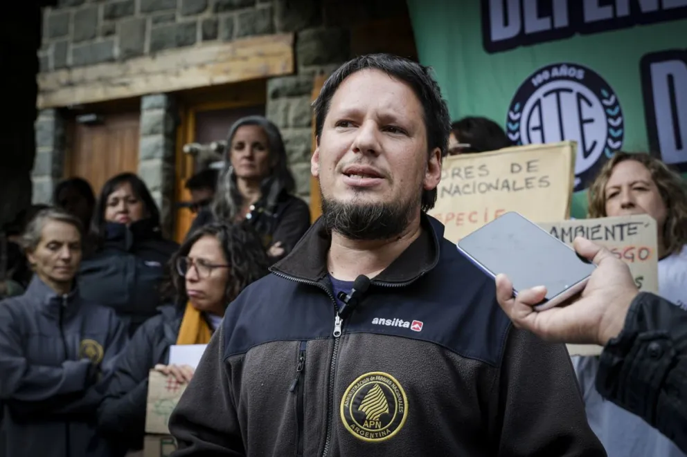 Marcelo Rojas, referente de ATE en Parques Nacionales en una de las actividades pasadas. Foto Archivo 