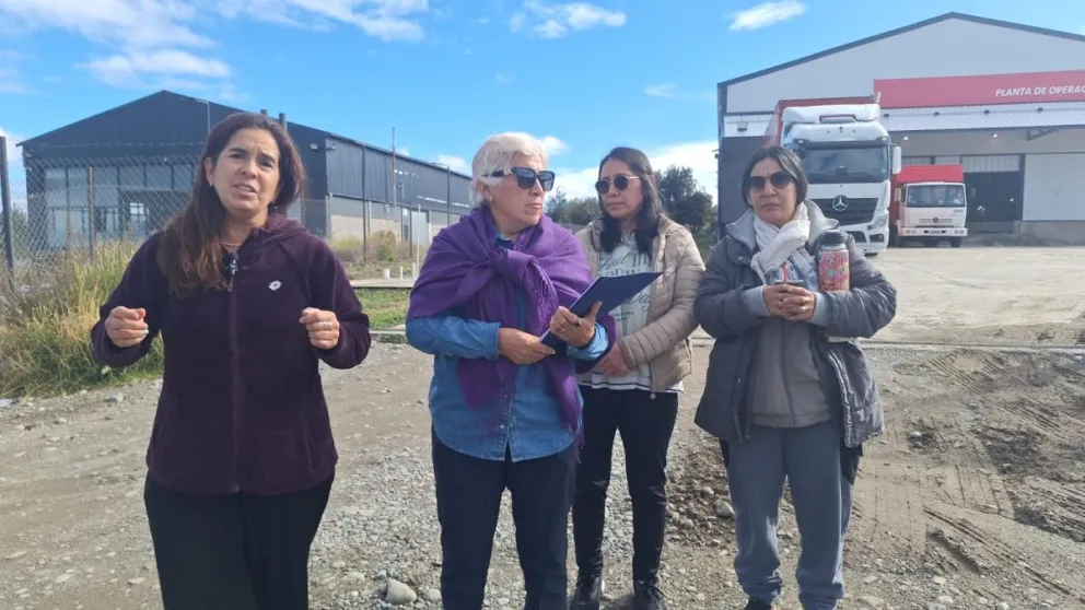 Campaña para pedir la reincorporación de una vecina despedida luego de un video viral. 