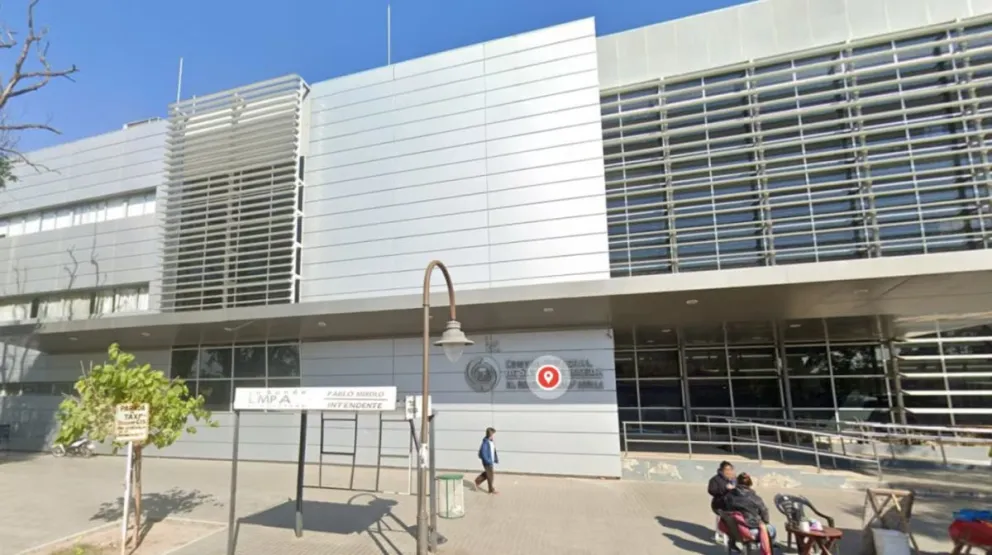 La menor fue trasladada de urgencia al Centro Integral de Salud (CIS) Banda.