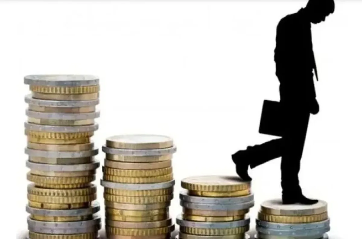 Salarios cayeron por quinto mes consecutivo: perdieron 0,9 puntos ante la inflación en enero