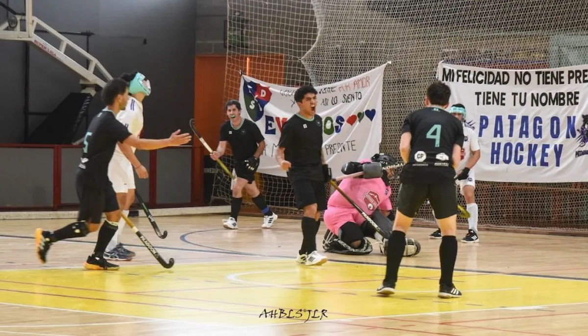 Se disputaron la 3° y 4° fecha del Torneo Apertura de hockey con gran convocatoria en Bariloche