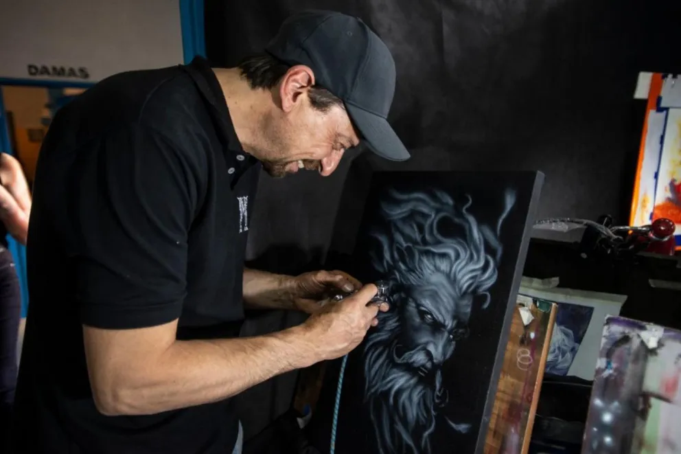 En el SCUM se trabajará con aerografía y mucho más (imágenes gentileza).