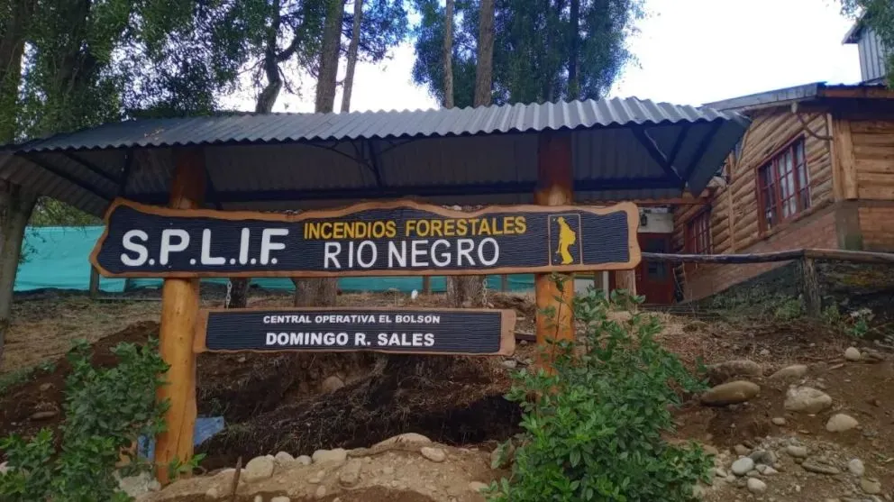 El Servicio de Prevención y Lucha contra Incendios Forestales confirmó el inicio de la temporada de quemas controladas en El Bolsón / Foto Info Chucao