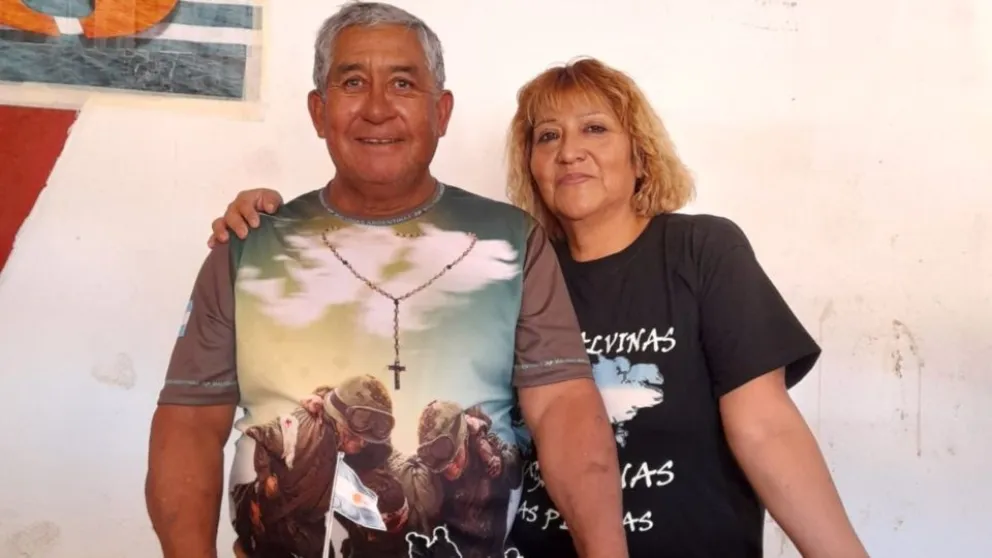 Isabelino Aguilera, excombatiente y principal impulsor del homenaje junto a su esposa / Foto Diario Jornada