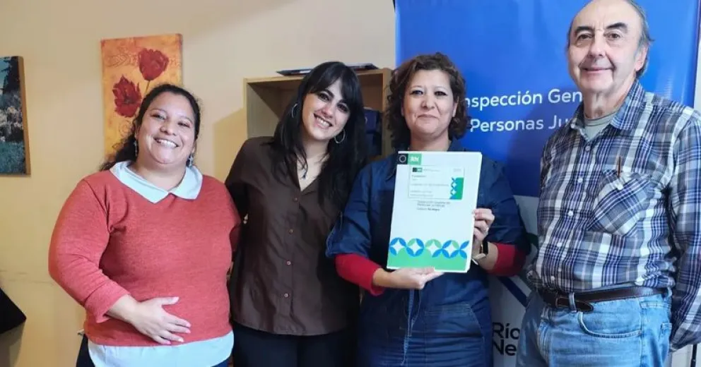 Se puede colaborar de diferentes maneras.