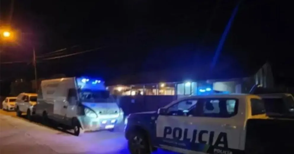 El abogado defensor, identificado como Facundo Trova, se encontraba dentro del cuarto que había ocupado su cliente.