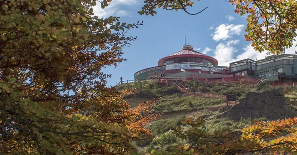 Cerro Otto en otoño, una de las mejores postales del año.