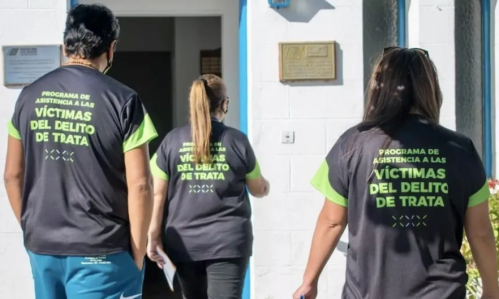 Angélica Calfin advirtió sobre los riesgos de las redes sociales. 