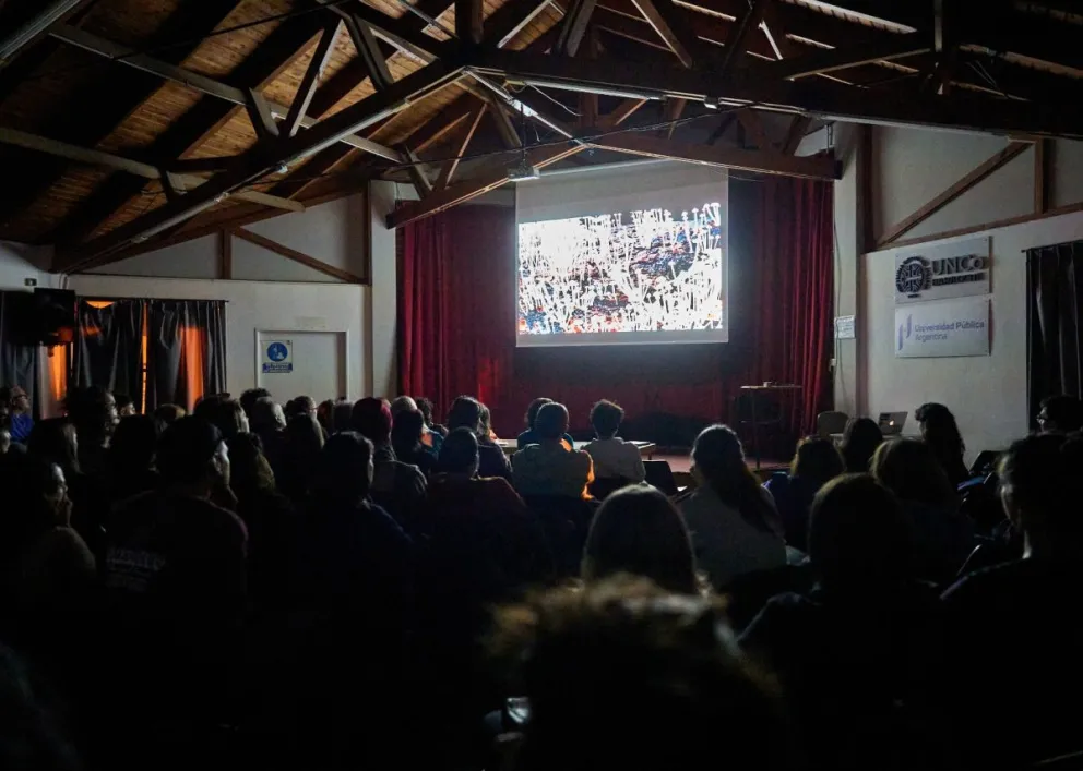La producción audiovisual de la Universidad Nacional de Río Negro se proyectará este miércoles a las 19, con entrada gratuita. Fotos archivo.