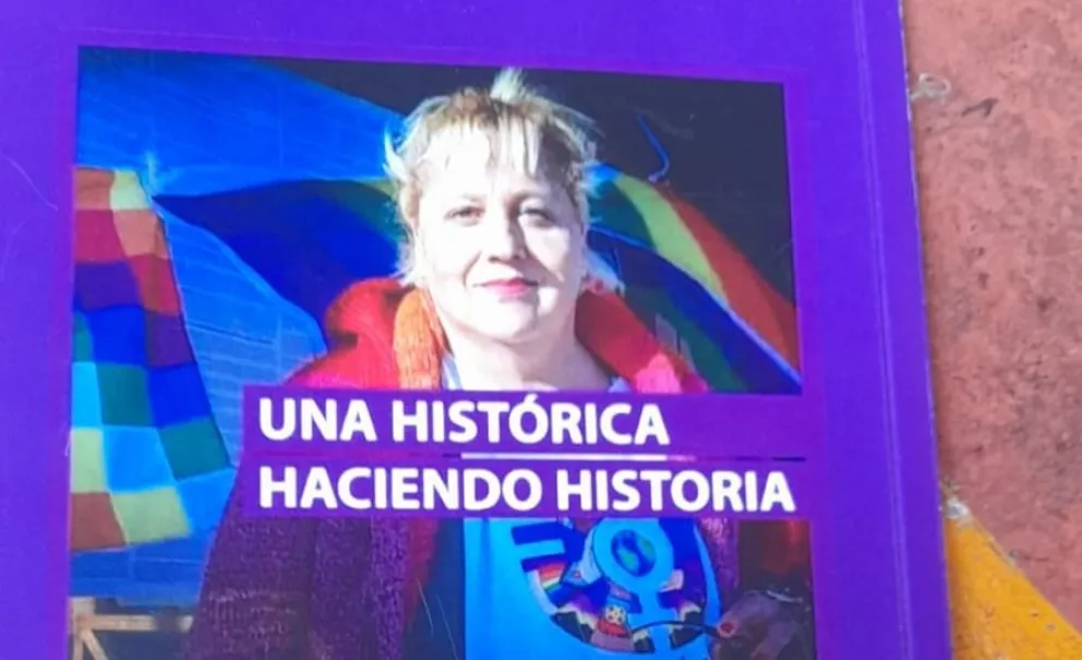 Contratapa del libro (imágenes gentileza de Sandra Igor).