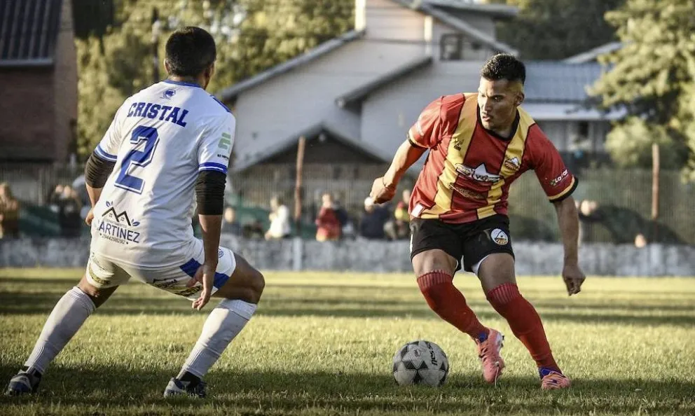 Cruz del Sur se prepara para dar pelea. Foto: Leo Pimentel 