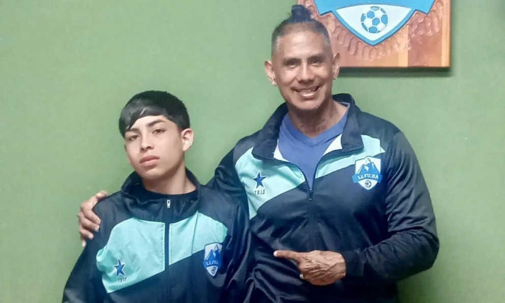 Ulises Gustavo Lucero Pose junto a Martín Marino 