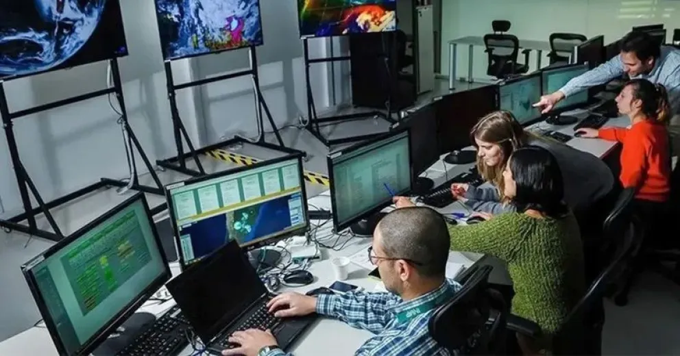 Podría haber demoras en los vuelos.