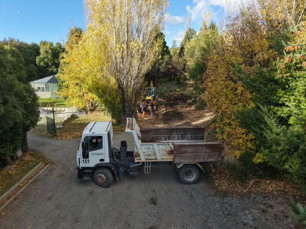 El operativo se lleva adelante sobre calle De los Espinos