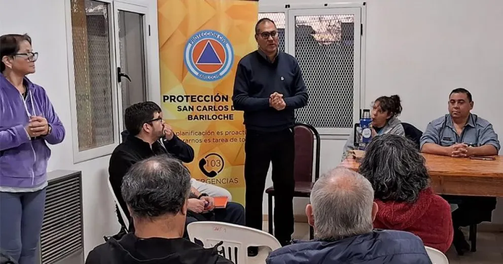 Con la firme intención de continuar generando políticas públicas teniendo en cuenta la voz de los vecinos. Imagen de Prensa del Municipio.