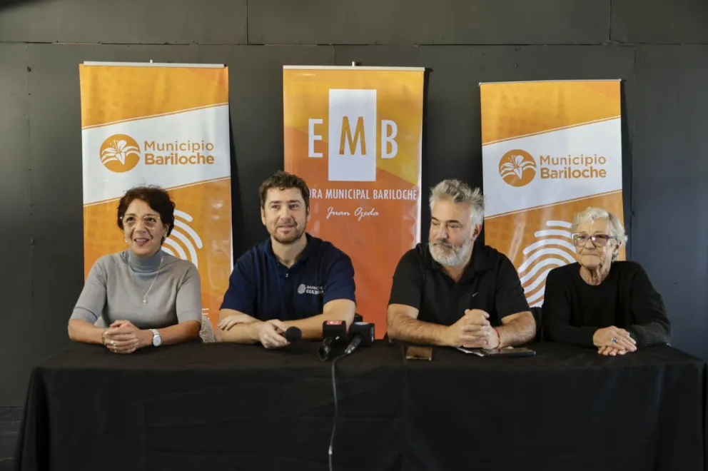 La XI Fiesta de la Palabra fue presentada este martes en el Puerto San Carlos. Foto Eugenia Neme.