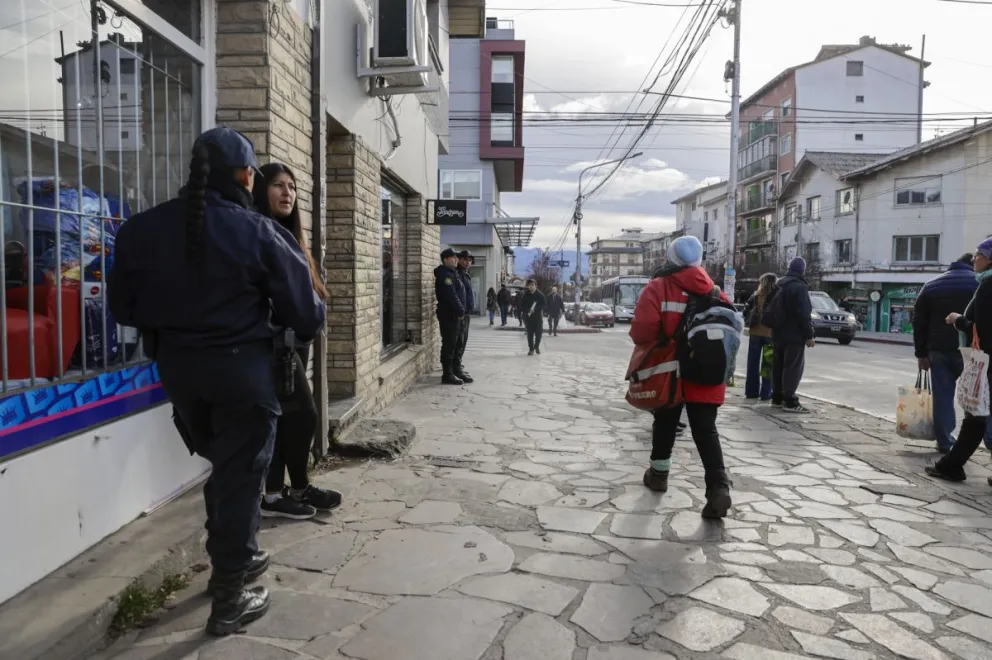 La esquina donde Ana Lía se bajó del colectivo. Foto Euge Neme 