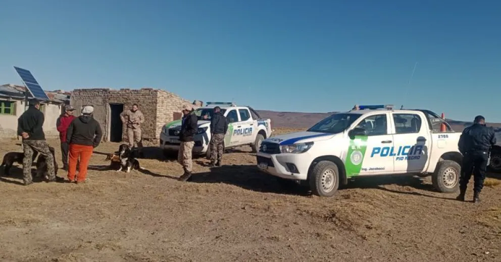 Pasó la noche en un puesto rural abandonado. Imagen de la Policía de Río Negro.