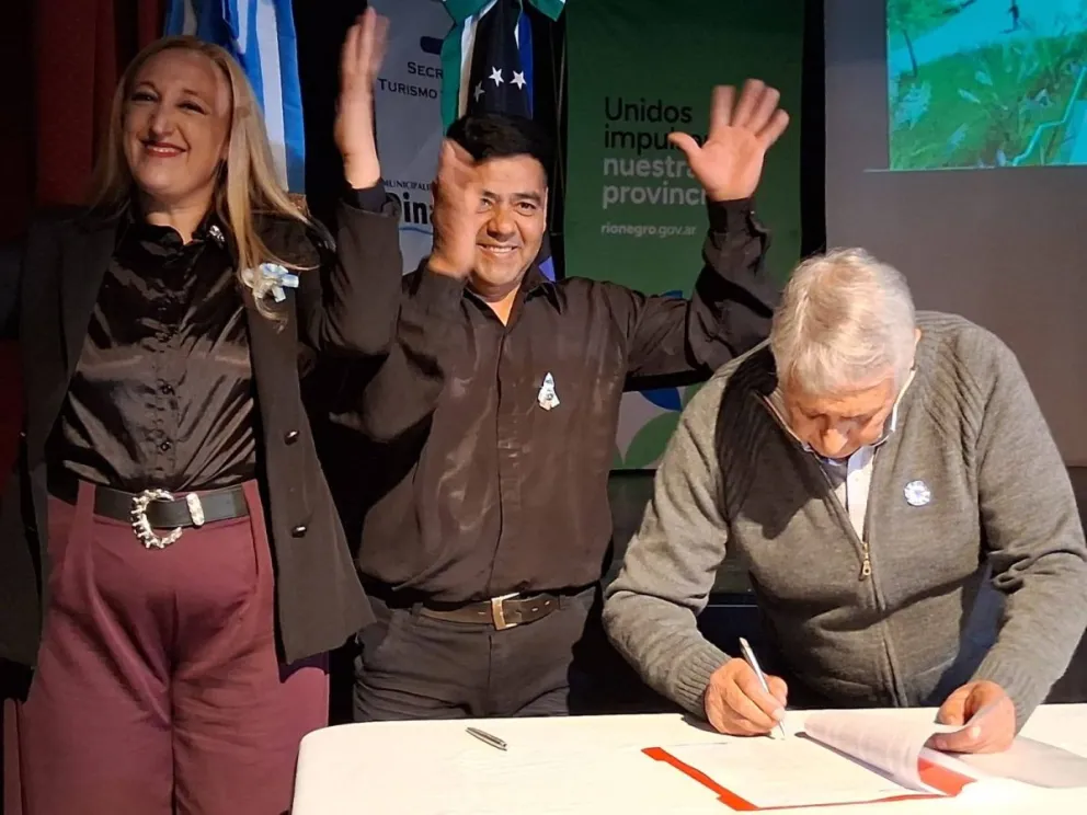 Aplausos para la comunidad sorda que contará con un espacio propio en Ñirihuau. 