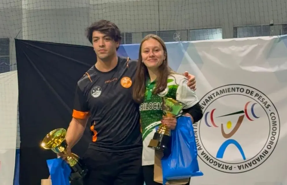 Dante Pizzuti y Luna Lupiañez, los barilochenses fueron los mejores del torneo. Fotos gentileza.