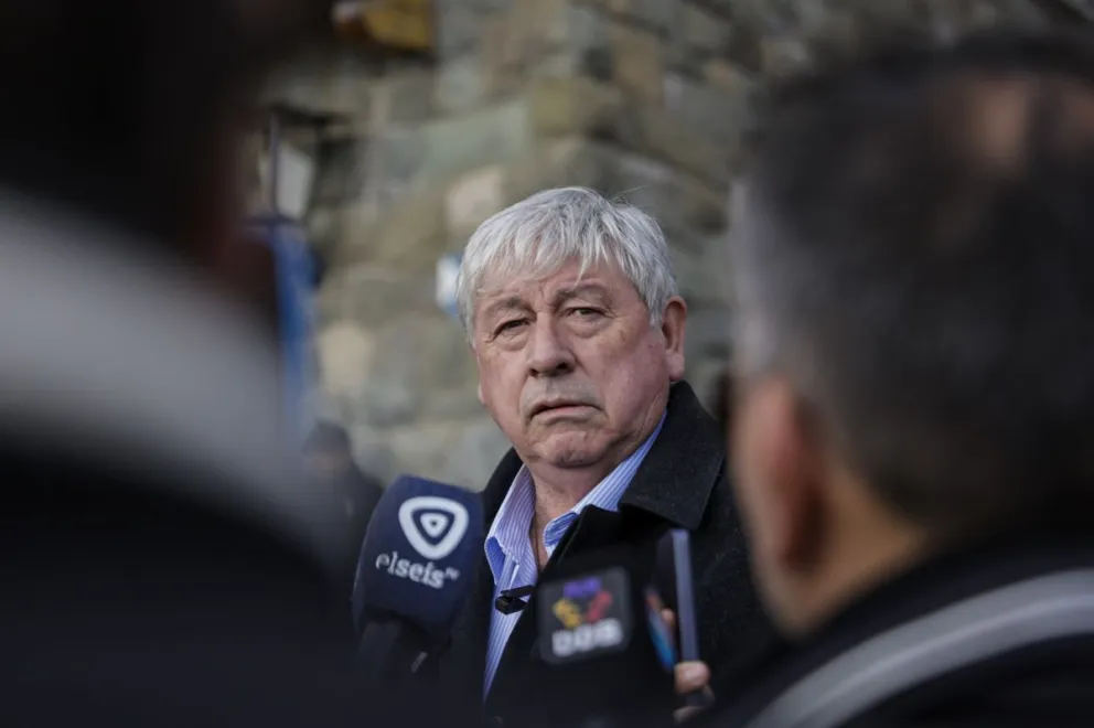 Cortes jugó fuerte y le pegó a los concejales de la oposición. Fotos: Eugenia Neme.
