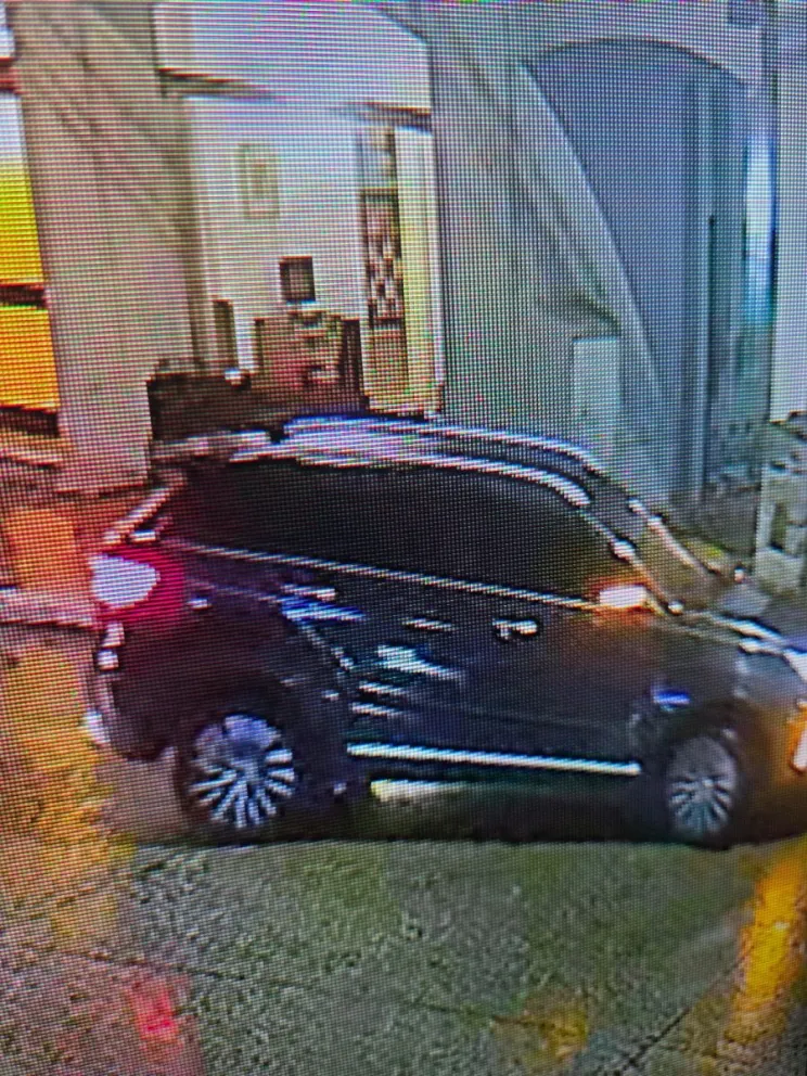 Uno de los datos aportados por la turista denunciante, cámaras de un estacionamiento por dónde la pasó a buscar el presunto agresor. 