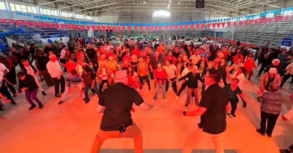 El encuentro comunitario de las personas mayores es clave para su bienestar integral.
