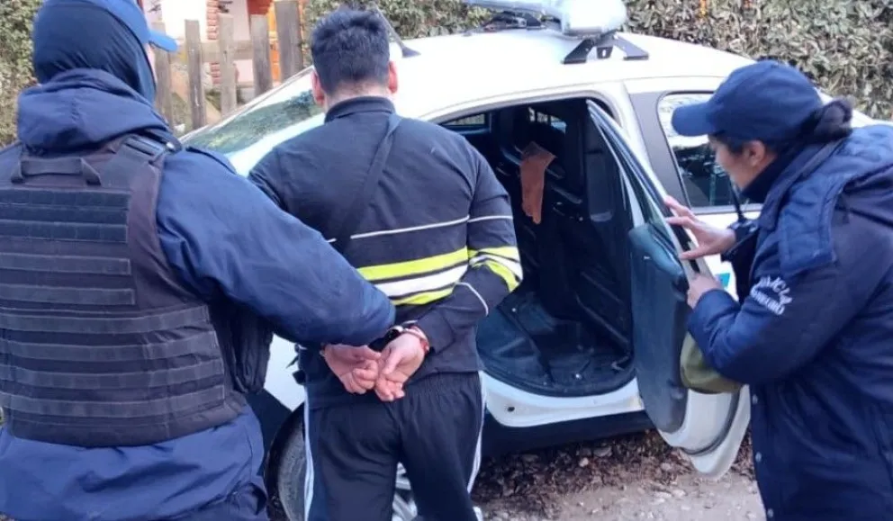 El procedimiento estuvo a cargo de personal de la Comisaría 27° del barrio Melipal.
