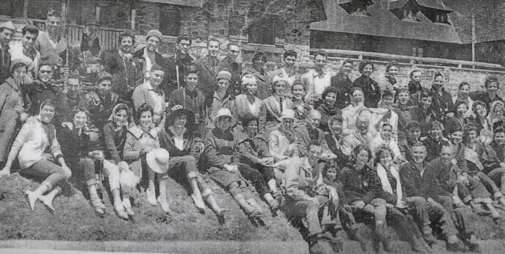 Enero de 1961, egresados en Bariloche. Imágenes gentileza.