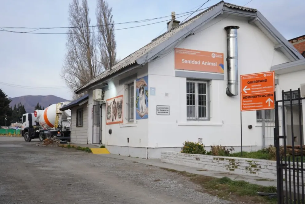 Adelantaron que el crecimiento de la sede central no finalizará con esta etapa. Fotos Municipalidad de Bariloche.