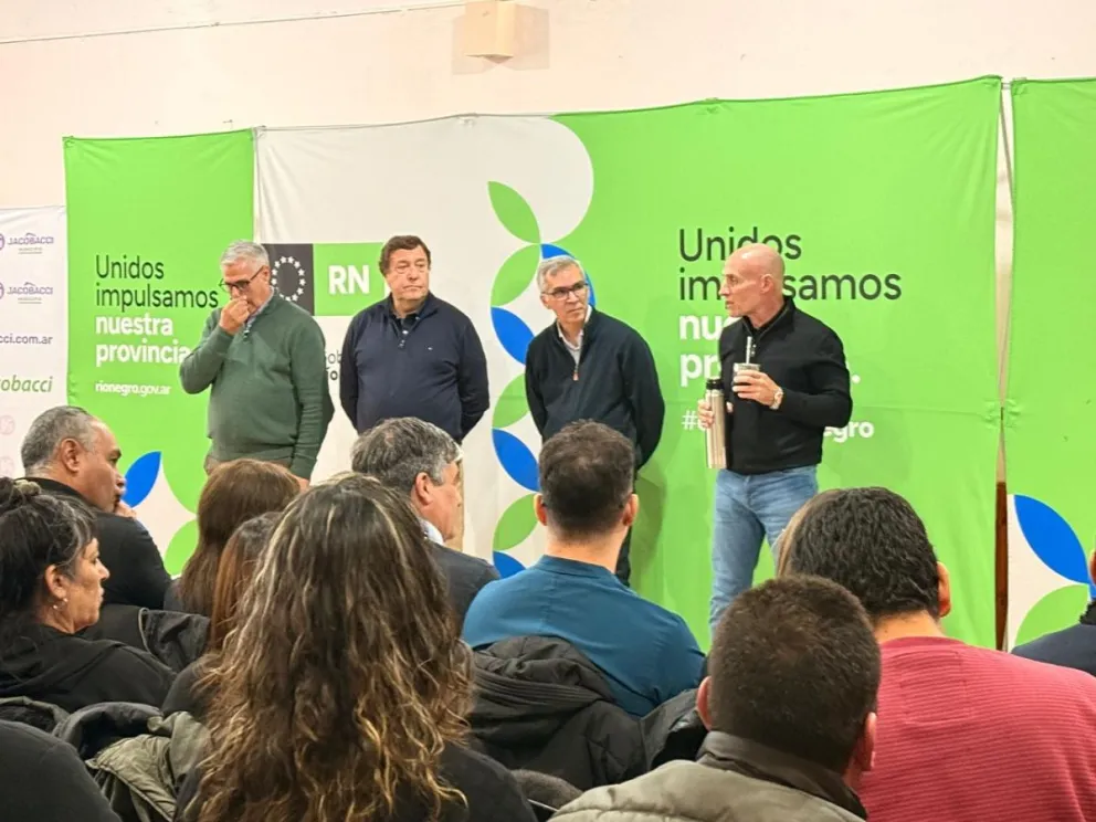 Provincia avanza con la ampliación de la red de gas, obras y aportes para localidades de la Línea Sur. Fotos gentileza Canal 10.