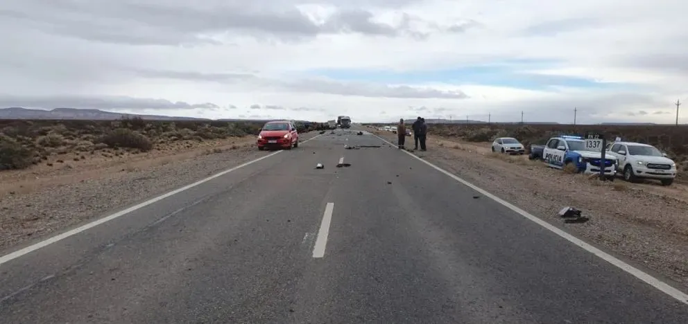 El siniestro fatal fue en km 1637 entre Cutral Co y Zapala. Foto Protección Civil de Cutral Co