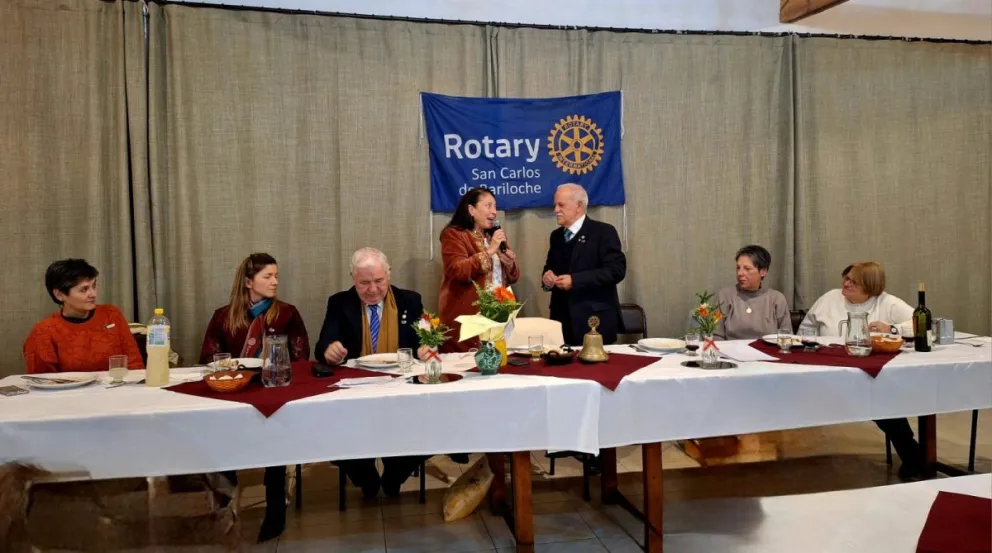 Recambio de autoridades en el Rotary Club San Carlos de Bariloche. Imágenes gentileza.