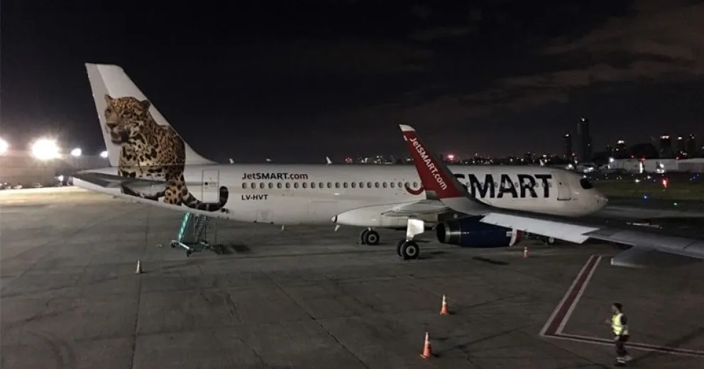 Los pasajeros descendieron del avión sin inconvenientes. Imagen de archivo.