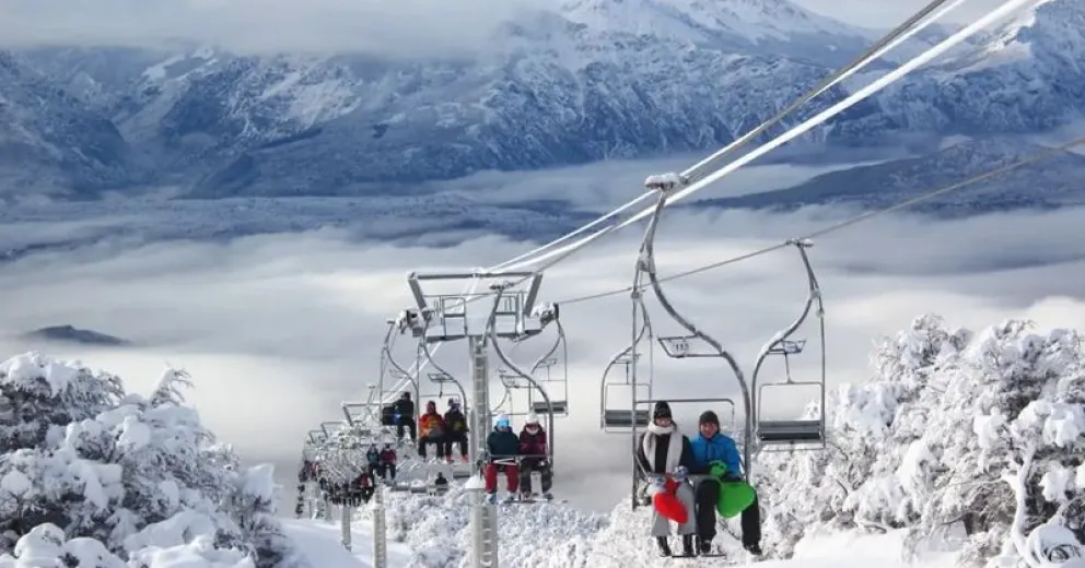 Múltiples factores se combinan para que la cordillera rionegrina viva un gran inicio de temporada invernal.