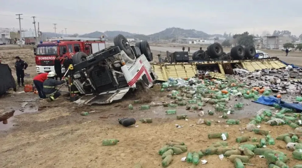 El siniestro fatal ocurrió en el acceso a la ciudad alrededor de las 11.