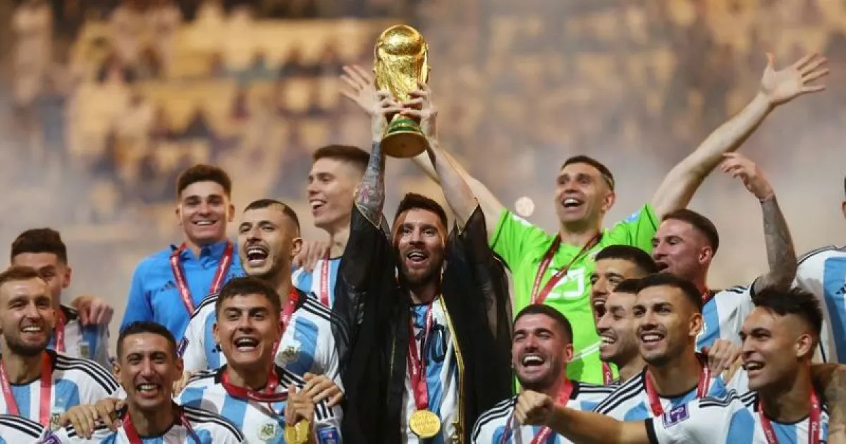 Las fotos inéditas de los jugadores de la Selección Argentina antes de ser famosos: desde Messi al Dibu