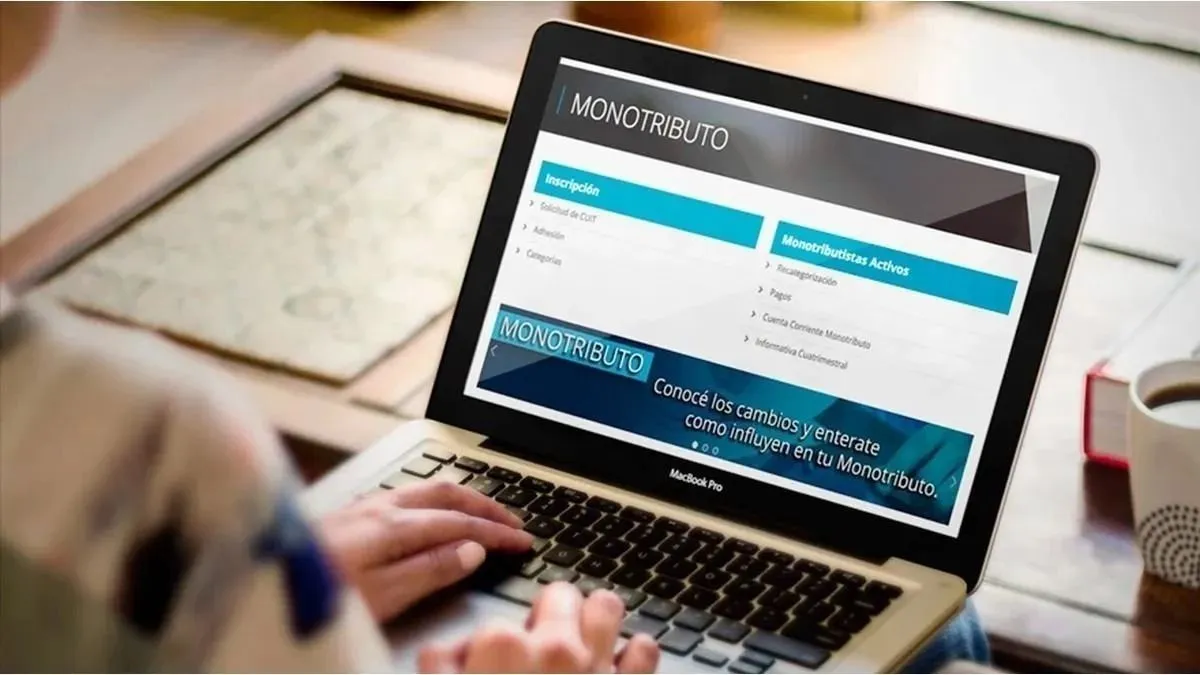 Monotributo: ARCA oficializó las nuevas escalas y fijó la fecha límite de recategorización