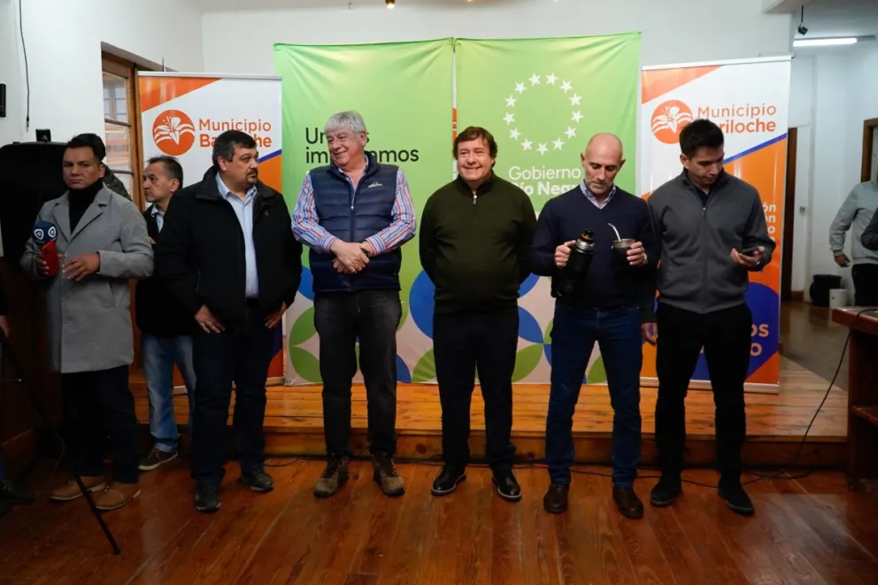 La sala de prensa municipal fue sede del anuncio de varias buenas noticias. Fotos Facundo Pardo.