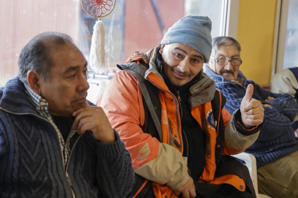La presencia de las autoridades en el acto. Fotos Euge Neme 