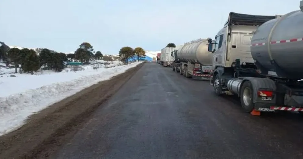 El clima no permite normalizar el tránsito en ese paso fronterizo.