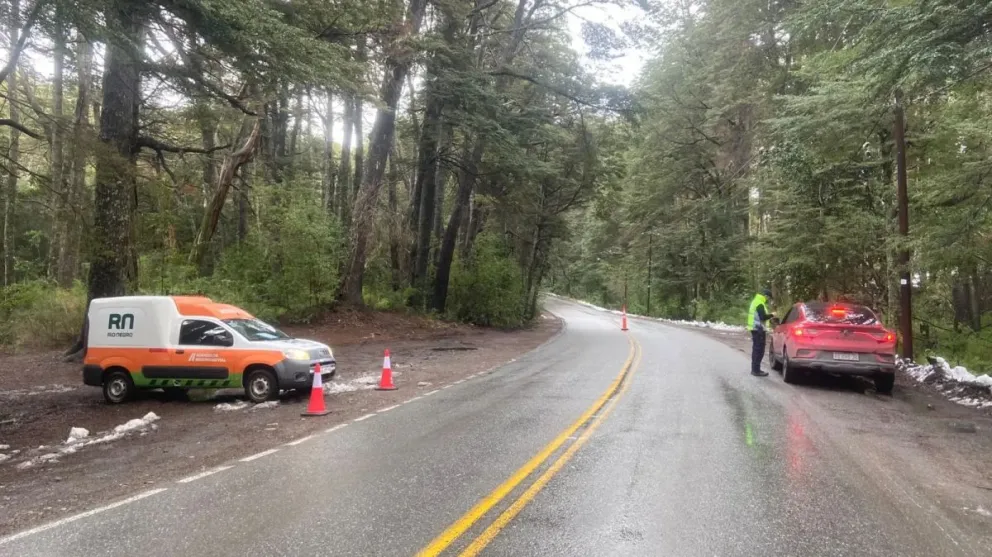 Las tareas sobre las rutas tienen carácter preventivo acompañando a quienes transitan las vías a diario.