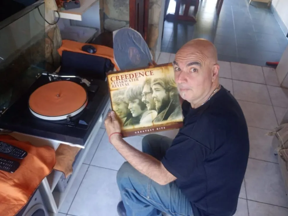 Dolor por la muerte de un querido DJ de Bariloche. 