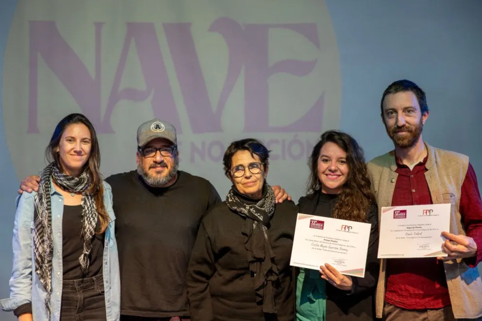 Premiados en el Concurso de Crónica Patagónica de 2024. De allí salieron algunos de los textos que conforman "“El pianista que jamás llegó al concierto”.