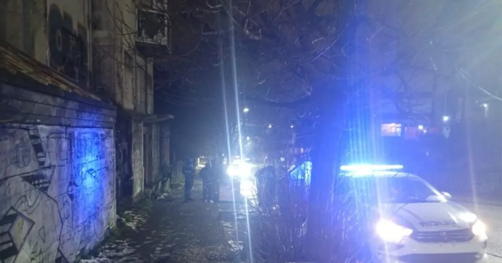 Personal de la Policía de Río Negro y de la Fiscalía, se hicieron presentes en el lugar. 