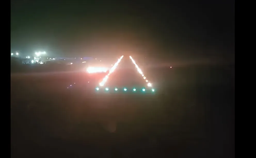 El momento en el que esta por descender a la ciudad. 