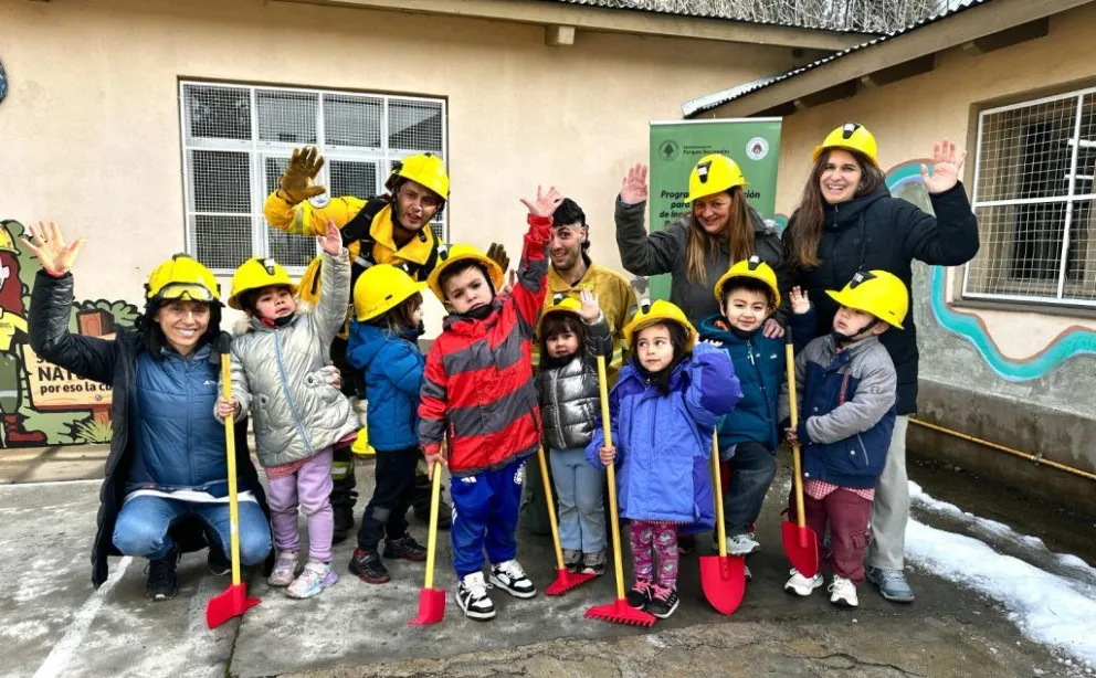 Jornada de concientización sobre incendios forestales en la Escuela 48. 