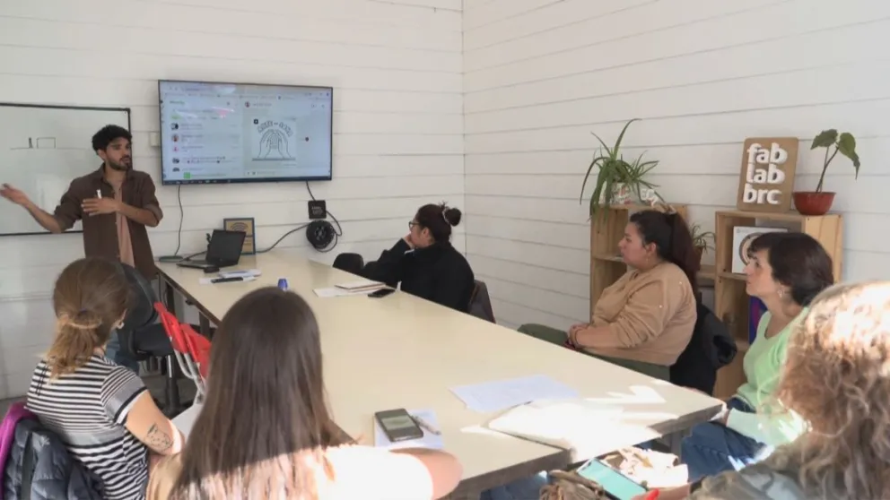 Una de las claves del Fab Lab es el vínculo con la comunidad. 